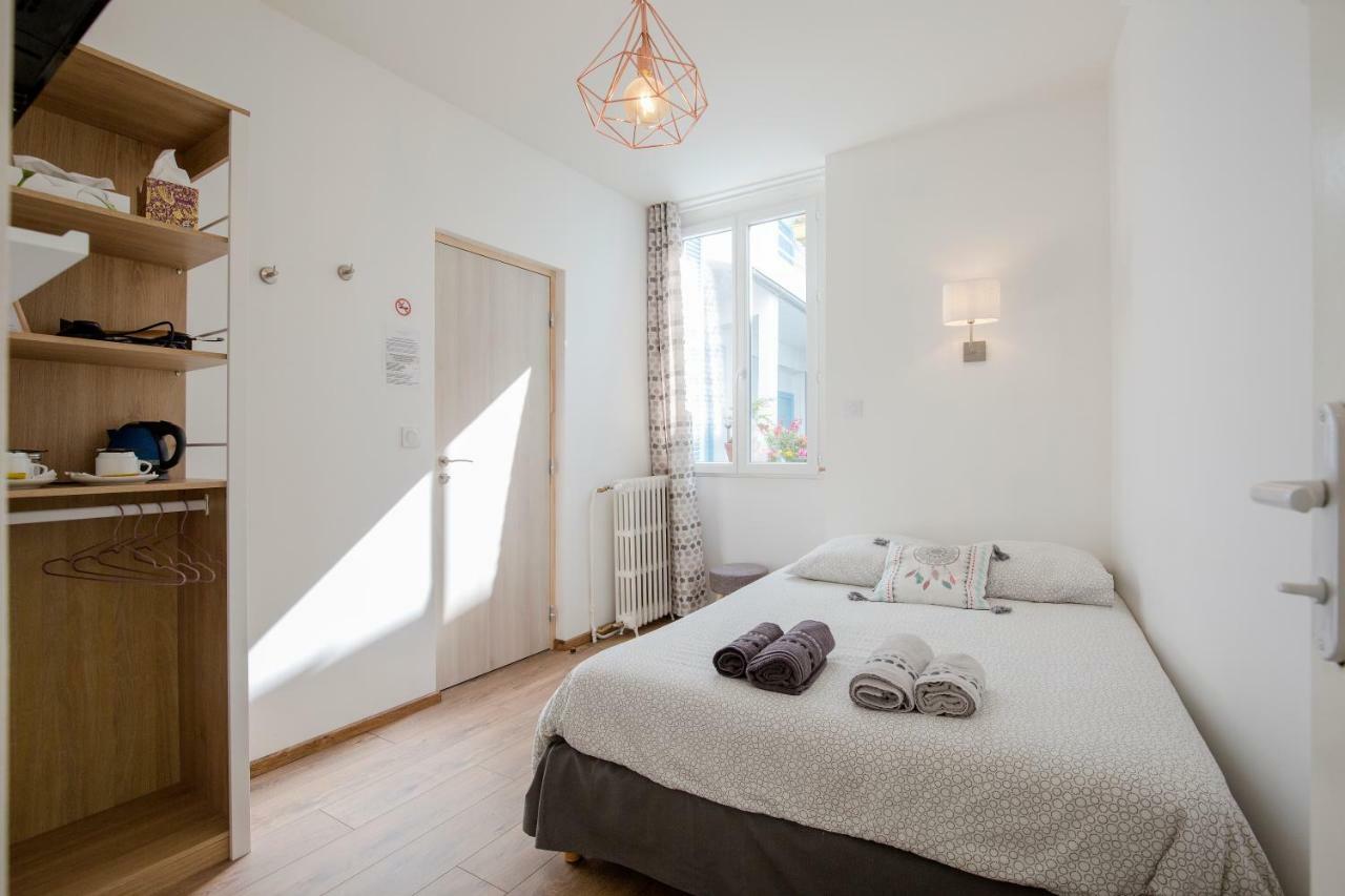 Le Pavillon Bleu Apartment Lourdes Exterior photo